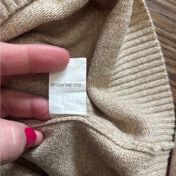 Silk Wool Tan Heather Lightweight Sweater - Picture 4 of 4